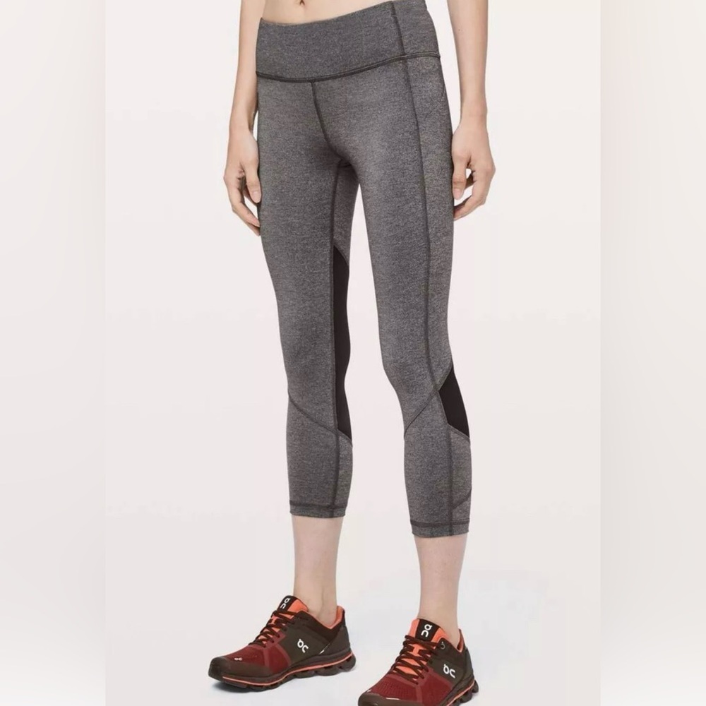 Lululemon Pace Rival High Rise Crop Leggings Women’s Gray and Black